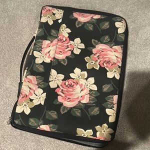 Floral laptop case